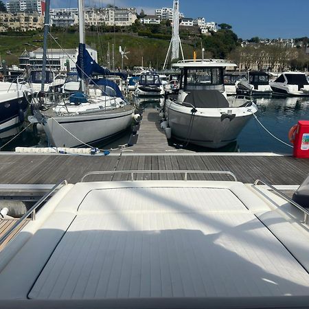 Boat Accommodation Ltd Torquay Dış mekan fotoğraf
