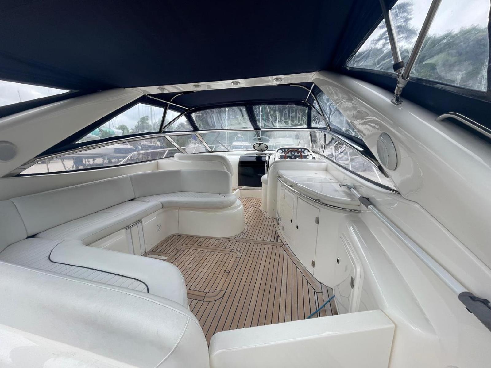 Boat Accommodation Ltd Torquay Dış mekan fotoğraf