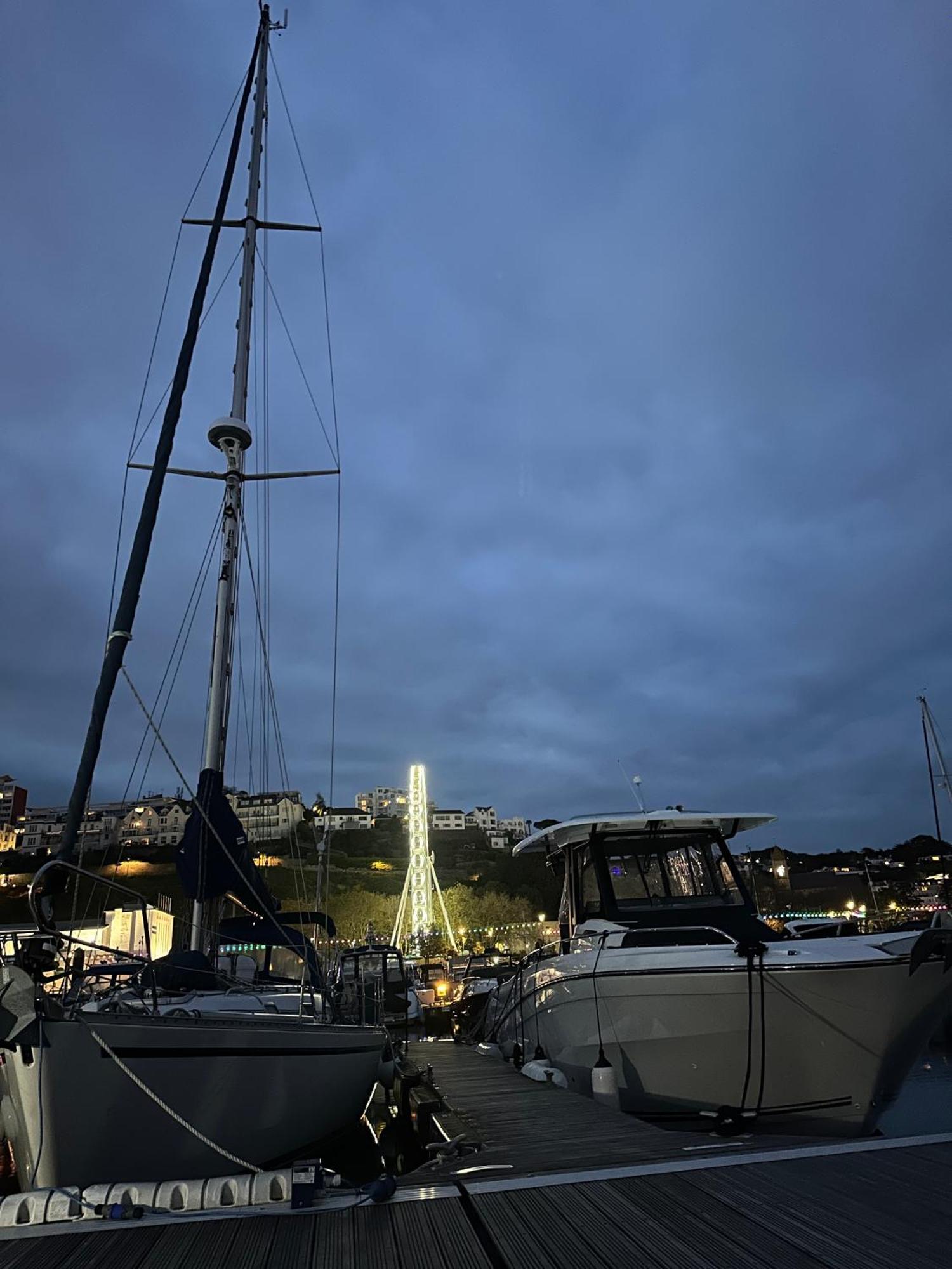 Boat Accommodation Ltd Torquay Dış mekan fotoğraf